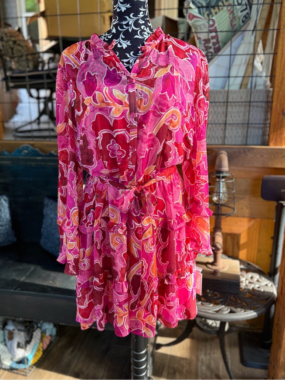 *NWT* Donna Morgan Pink & Orange Floral/Paisley Tie-Waist Long Sleeve Dress
